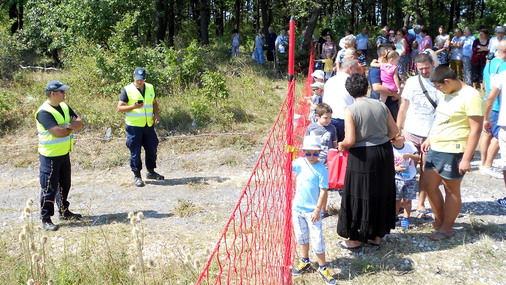 Obezbeđenje na Aero mitingu u Boru / foto: D.Popaz