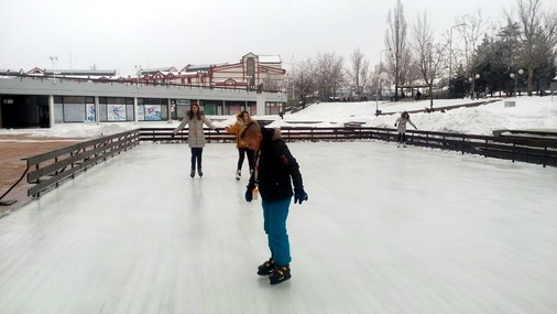 Prvi klizači u Boru / foto: Slađana Zahitović